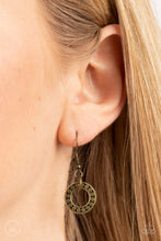 Load image into Gallery viewer, Rhinestone Rollout - Brass